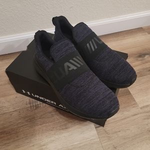 Under Armour UA Surge 3 Slip - Size 11